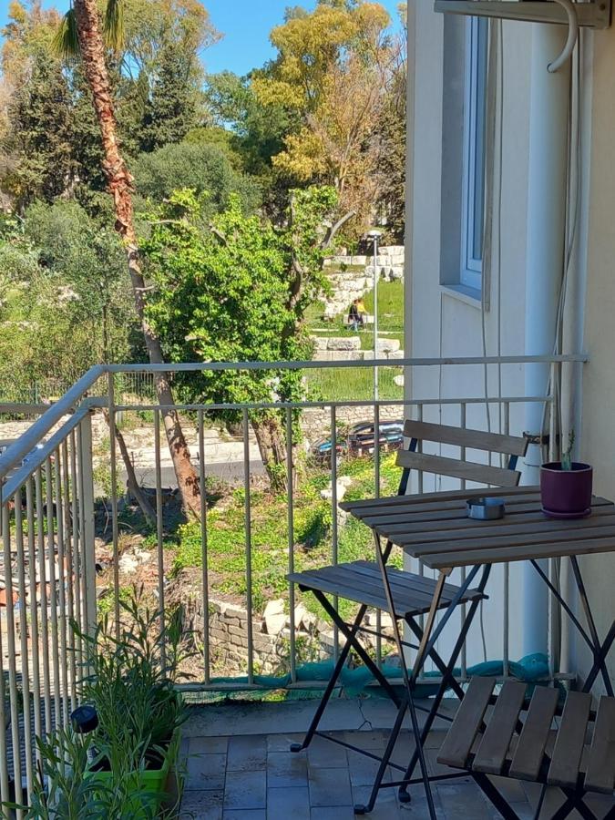Lo Scorcio Della Neapolis Accogliente Appartamento Pressi Parco Neapolis 시라쿠사 외부 사진